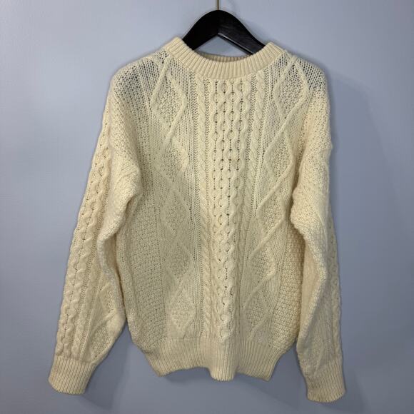 L.L Bean Men's L Vintage Fishermen Cable knit Wool Crew Neck Sweater Cream - Picture 1 of 9